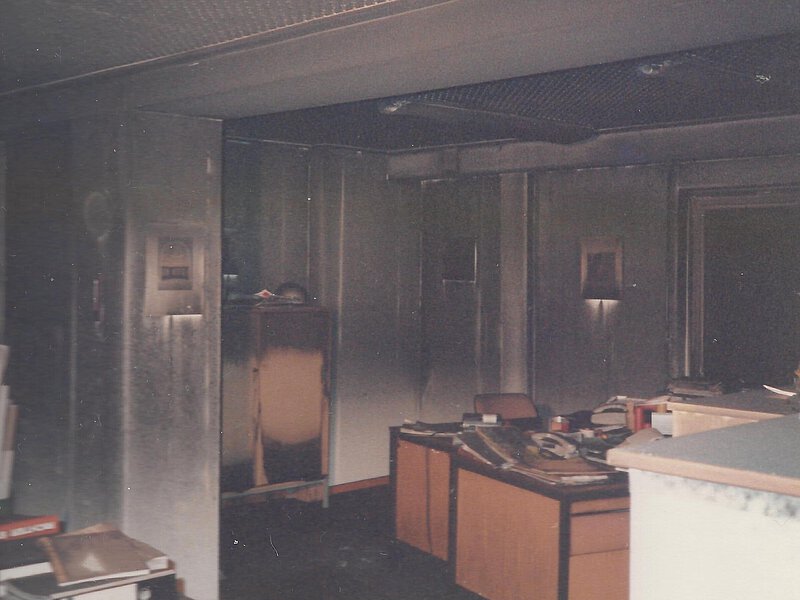 Blick in das verbrannte Büro.