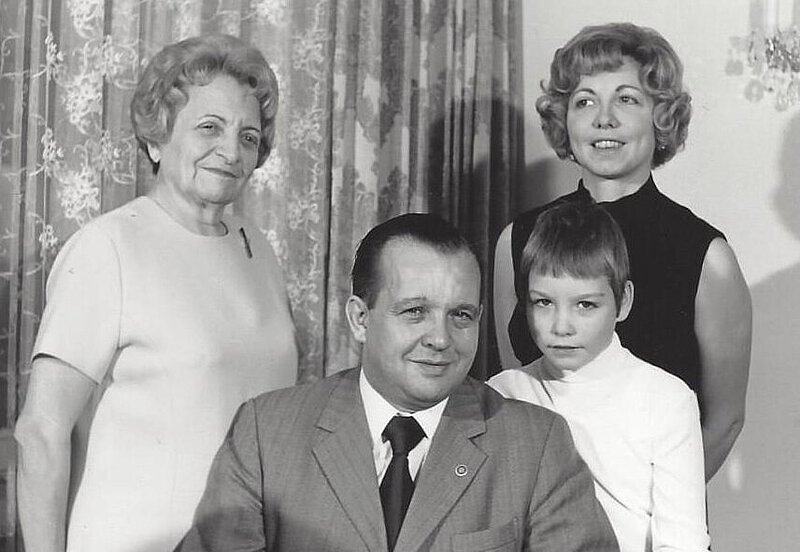 Familienbild 100jährigen Firmenjubiläum (1972)