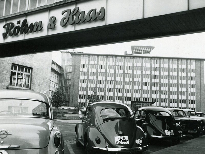 Werkszentrale von Röhm und Haas